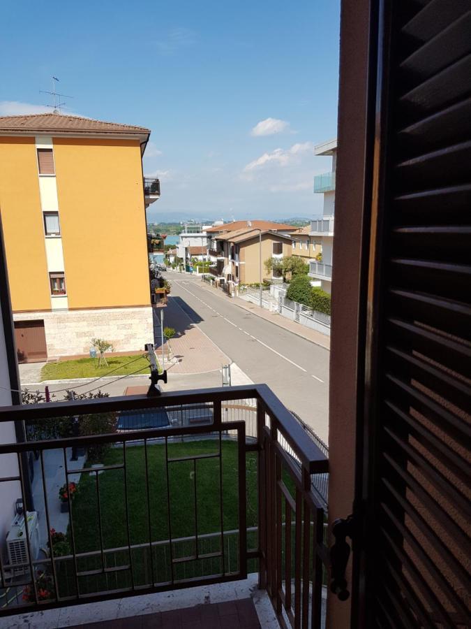 Monolocale A Peschiera Del Garda Vista Lago Apartment ภายนอก รูปภาพ